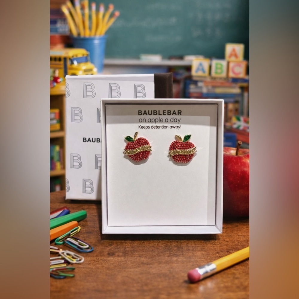 ☀️NWT-BaubleBarApple Stud Earrings-Teacher Gift